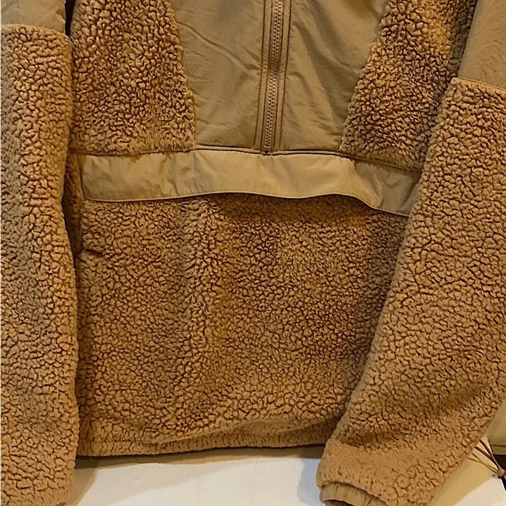 NWOT PINK Sherpa Size S - Picture 2 of 7